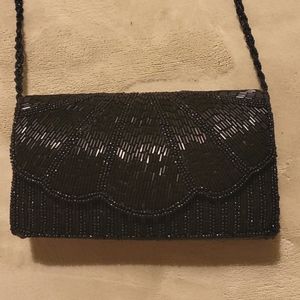 Scallop edge beaded bag/clutch